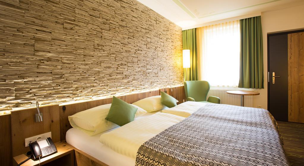 Hotel Schlof Guat Oberpullendorf Quarto foto